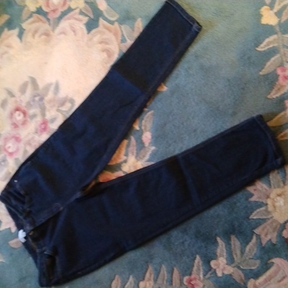 Denim&Co Denim - DENIM &CO CROPPED DENIM 5 POCKET SKINNY JEANS SZ 12 EUC